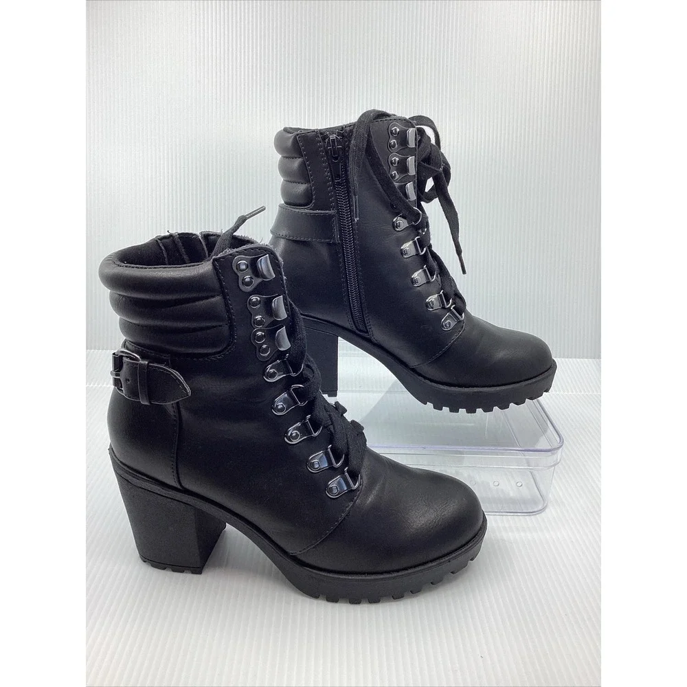 Mia Boots Womens 6 Black Vegan Block Heel Booties Lace Zip Goth Punk Grunge D4